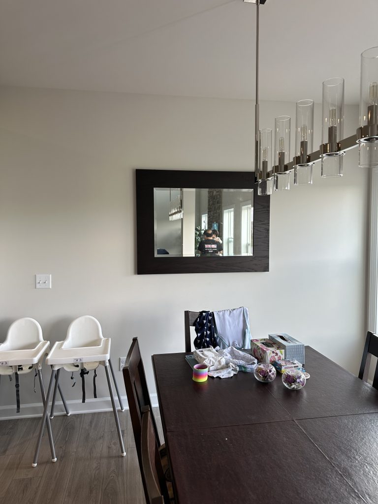 Heavy mirror mounting