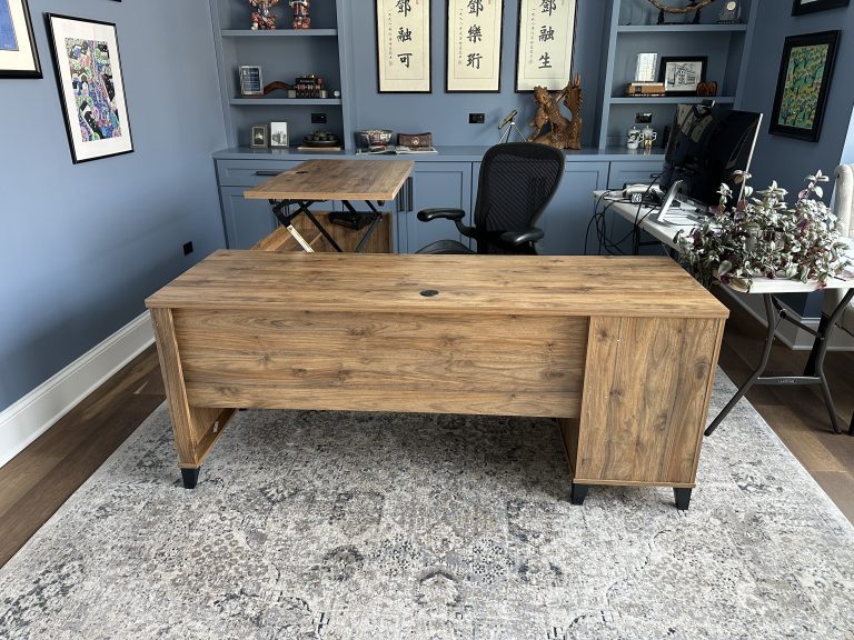 Assembly of standing desk