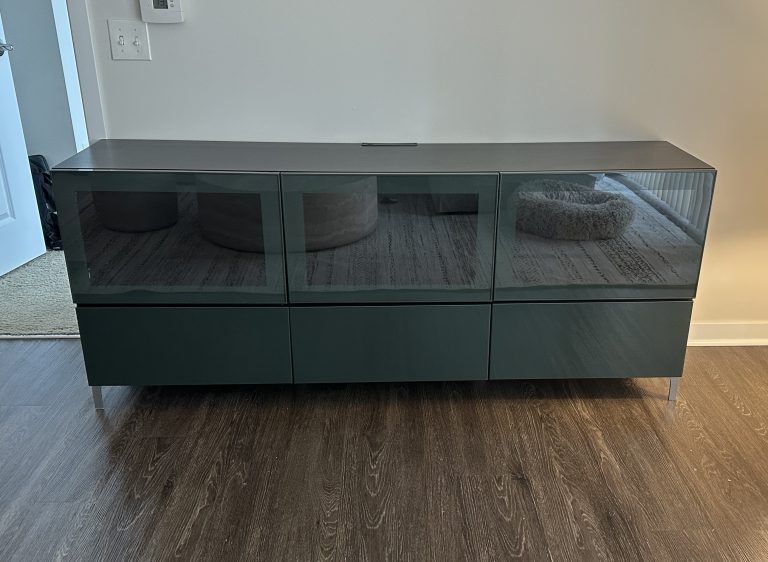 Entertainment unit assembly