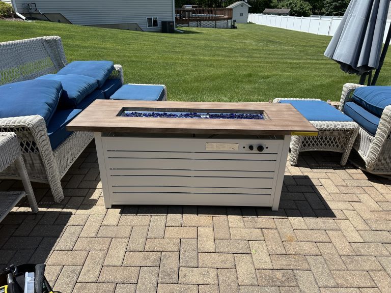 Assembly of backyard gas fire pit table