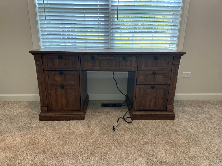 Furniture assembly for home office