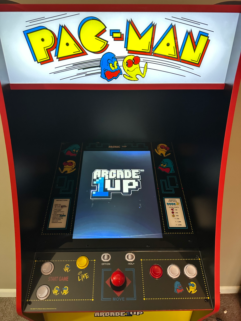 Arcade game assembly