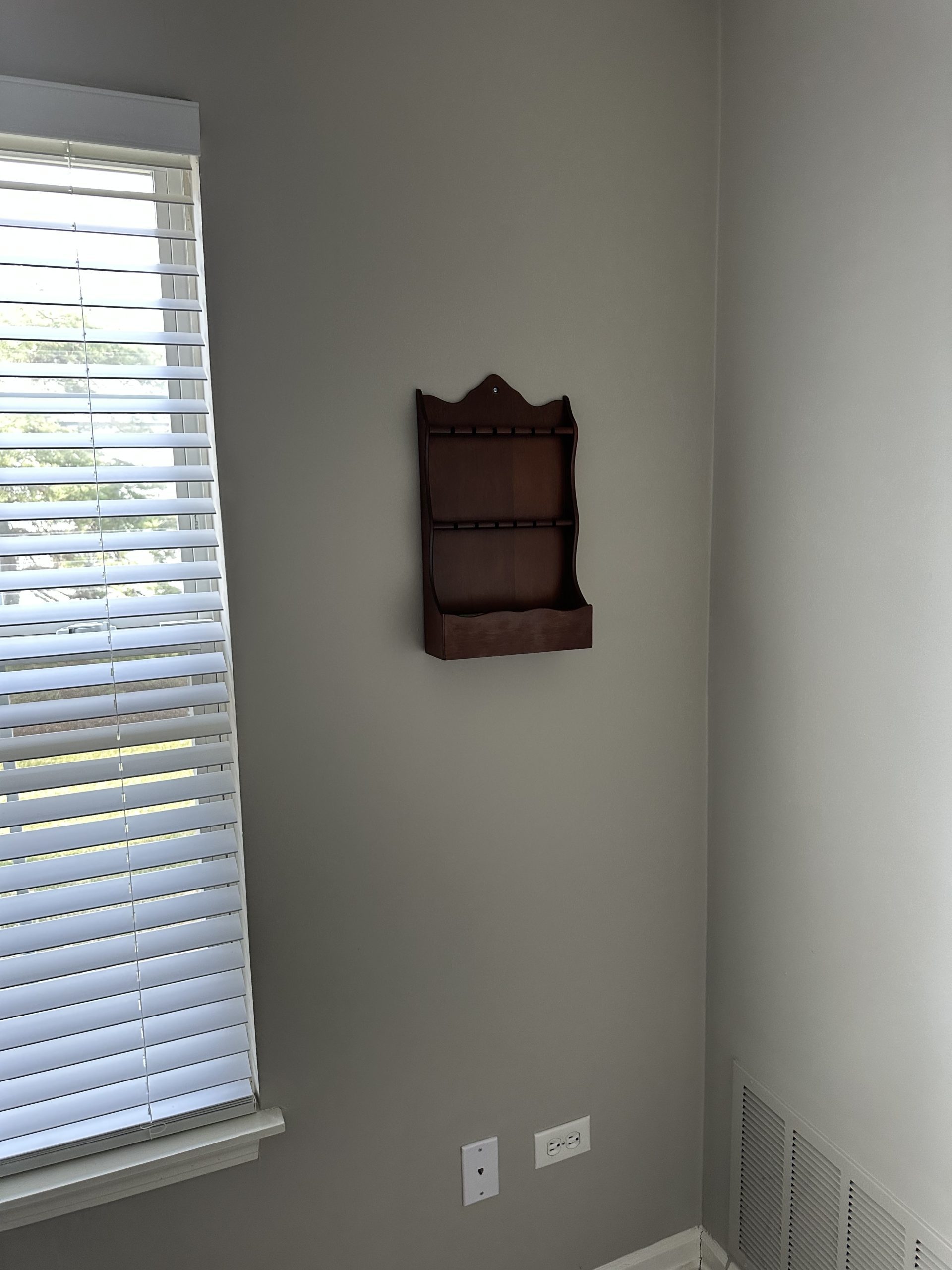 Mounting artwork in Wheaton by Modern Handyman