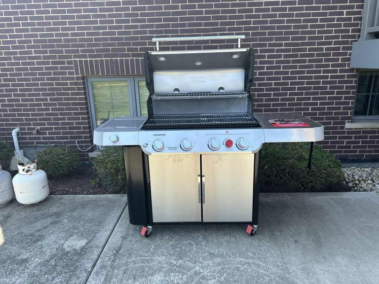 Assembly of Weber Genesis backyard gas grill